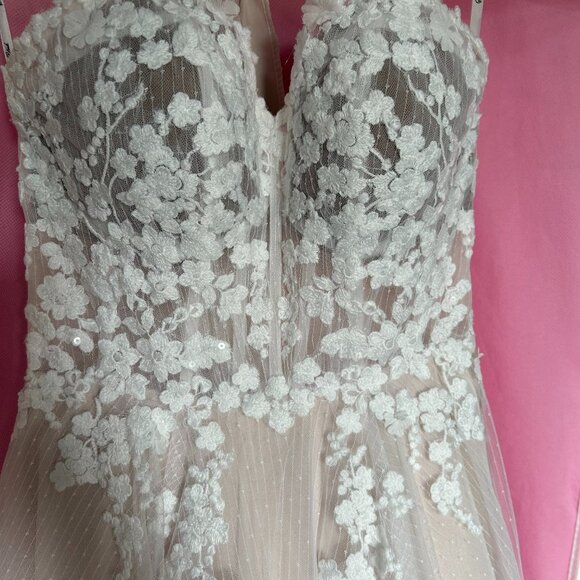 Stella york wedding dress size 2 - Picture 3 of 5